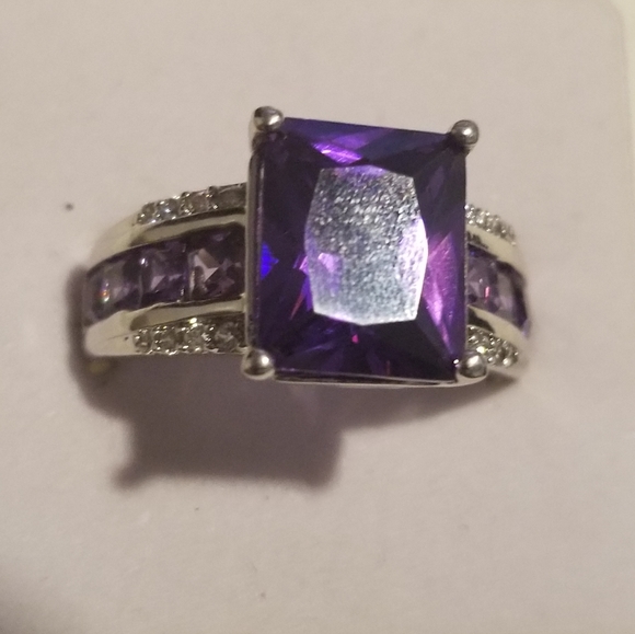 Vintage Amethyst,CZ'S Silver Ring - Picture 2 of 4